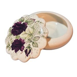 Dresser Box LARGE Cream Purple Roses and Buds Hand Painted Signed Scalloped